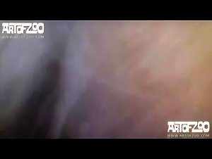 Conoce la experiencia unica de zoolofilia de Vanessa y su pareja felina en esta escena caliente de bestialidad.